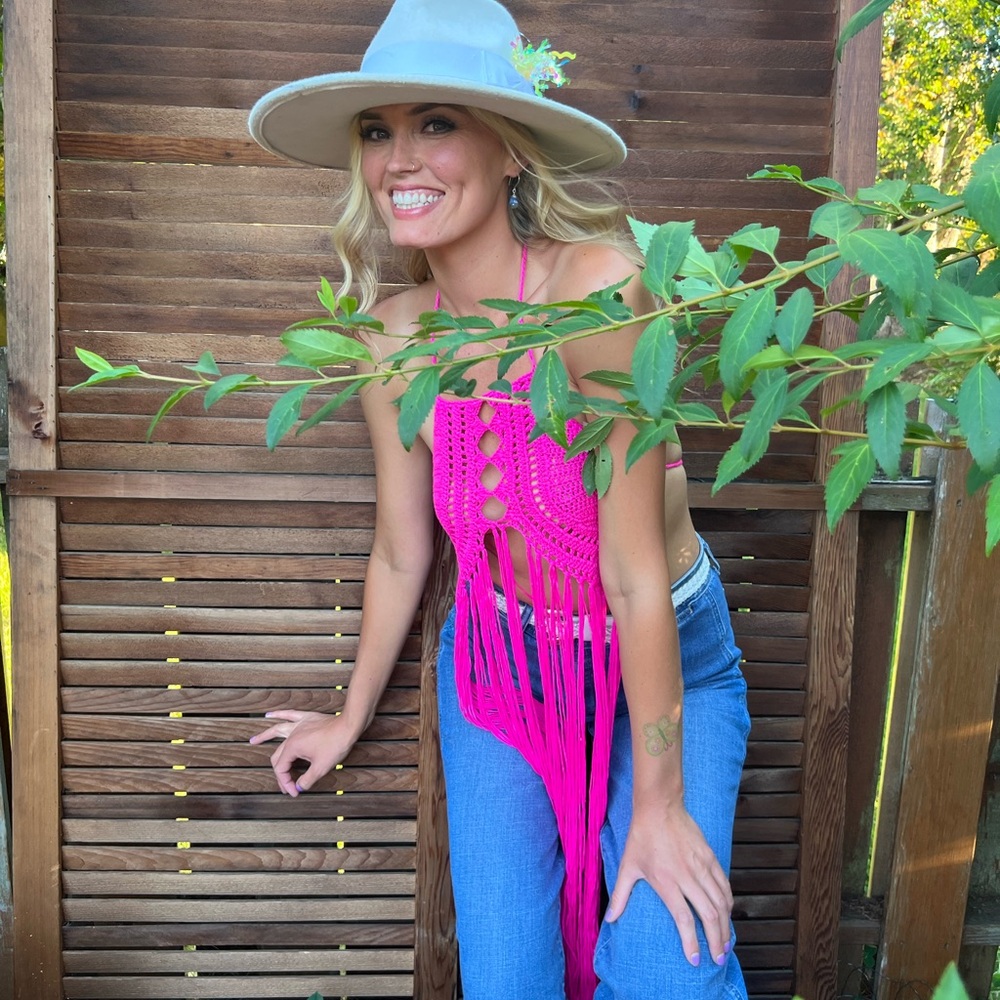 Hot pink festival knit fringe top!